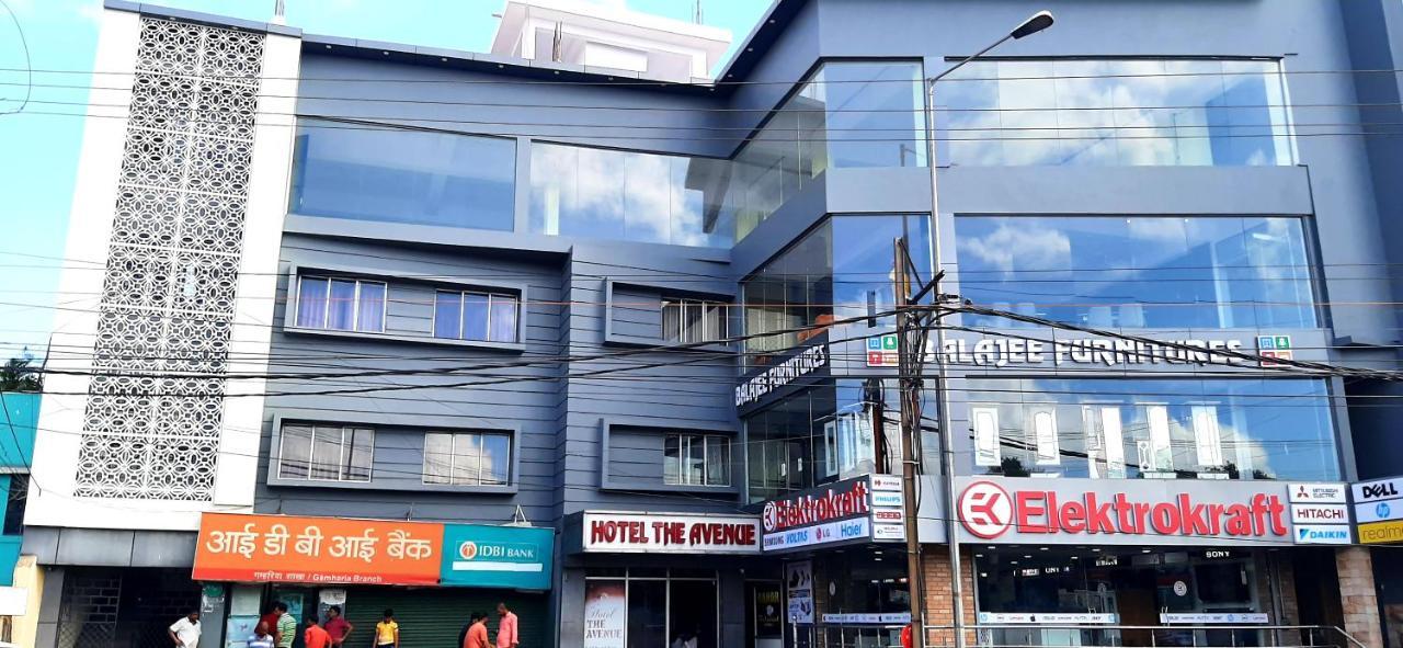 Hotel The Avenue Gamharia Exteriör bild