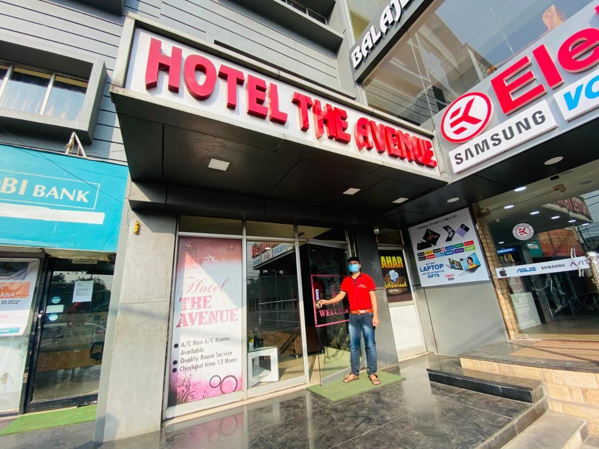 Hotel The Avenue Gamharia Exteriör bild